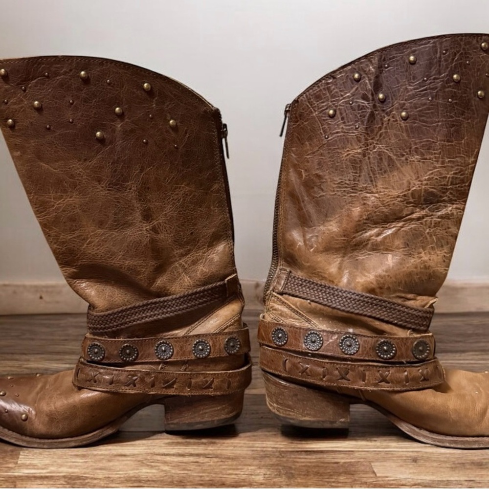 Corral~ Buckle ~Genuine Leather Boots~ Women’s Shoes ~ Size 7 - Picture 6 of 16